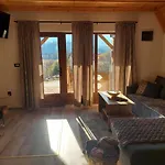 Vikendica Iva *