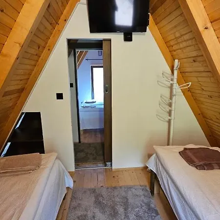 Semesterbostad Vikendica Iva *