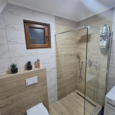 펜션 Vikendica Iva