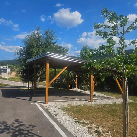 Vikendica Iva 펜션 *